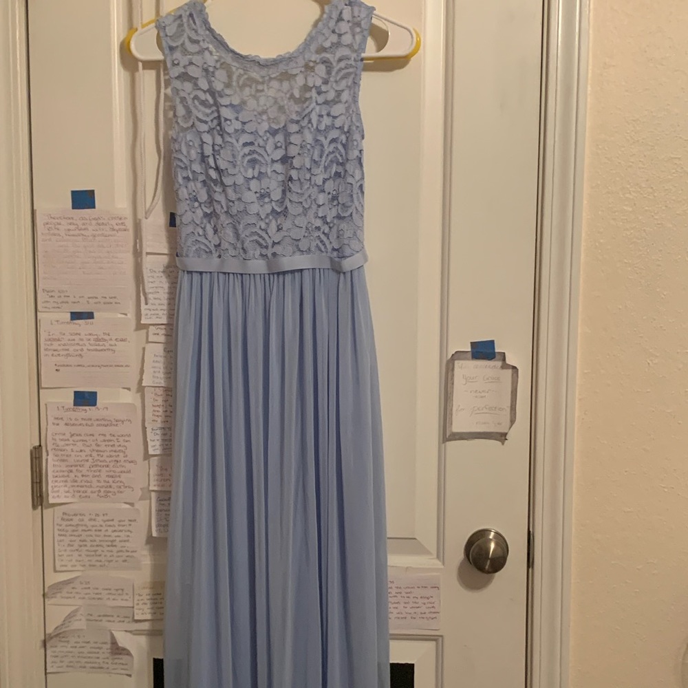 David’s Bridal formal/bridesmaid dress baby blue size 0